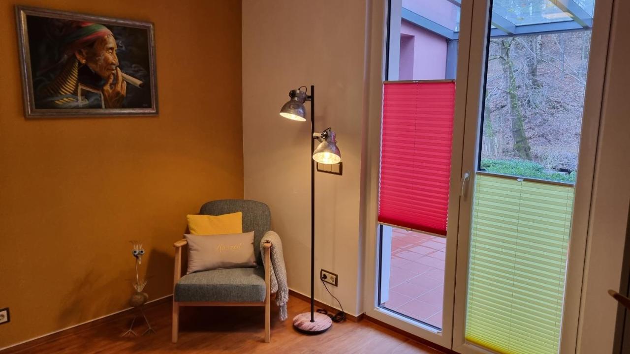 Ferienhaus Rehblick - Direkt In Der Natur, Mit Lesezimmer Und Zwei Terrassen Friedrichroda Exterior foto
